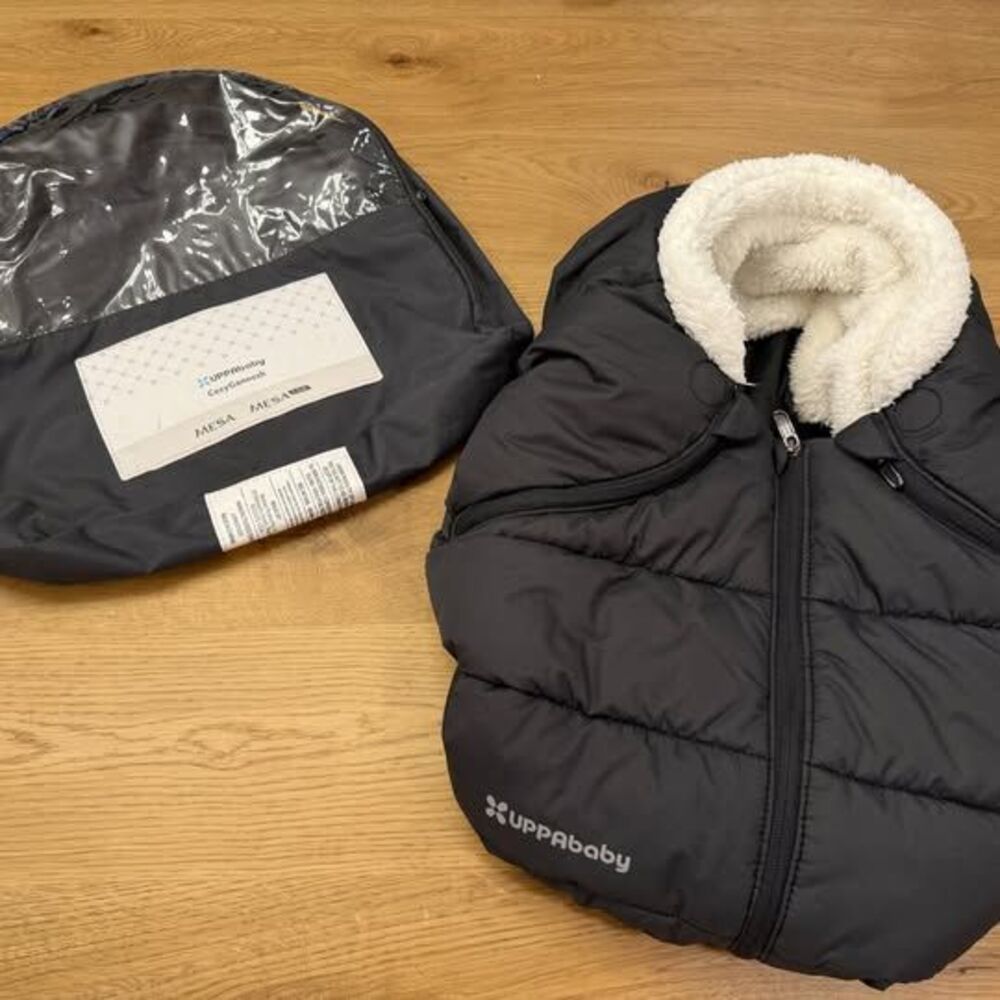 UPPAbaby CozyGanoosh Infant Car Seat Footmuff – Jake Black